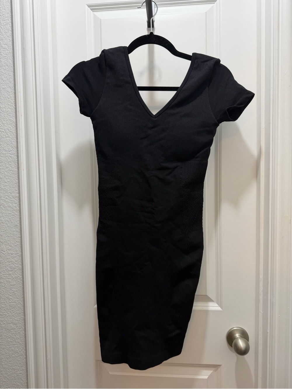 Halara Seamless Sculpting Mini Dress w/ Built In Shorts Black Sz Medium NWT!